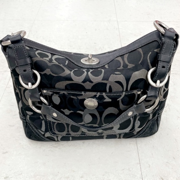 Coach Handbags - AUTHENTIC COACH 10143 CHELSEA OPTIC TURNLOCK BAG